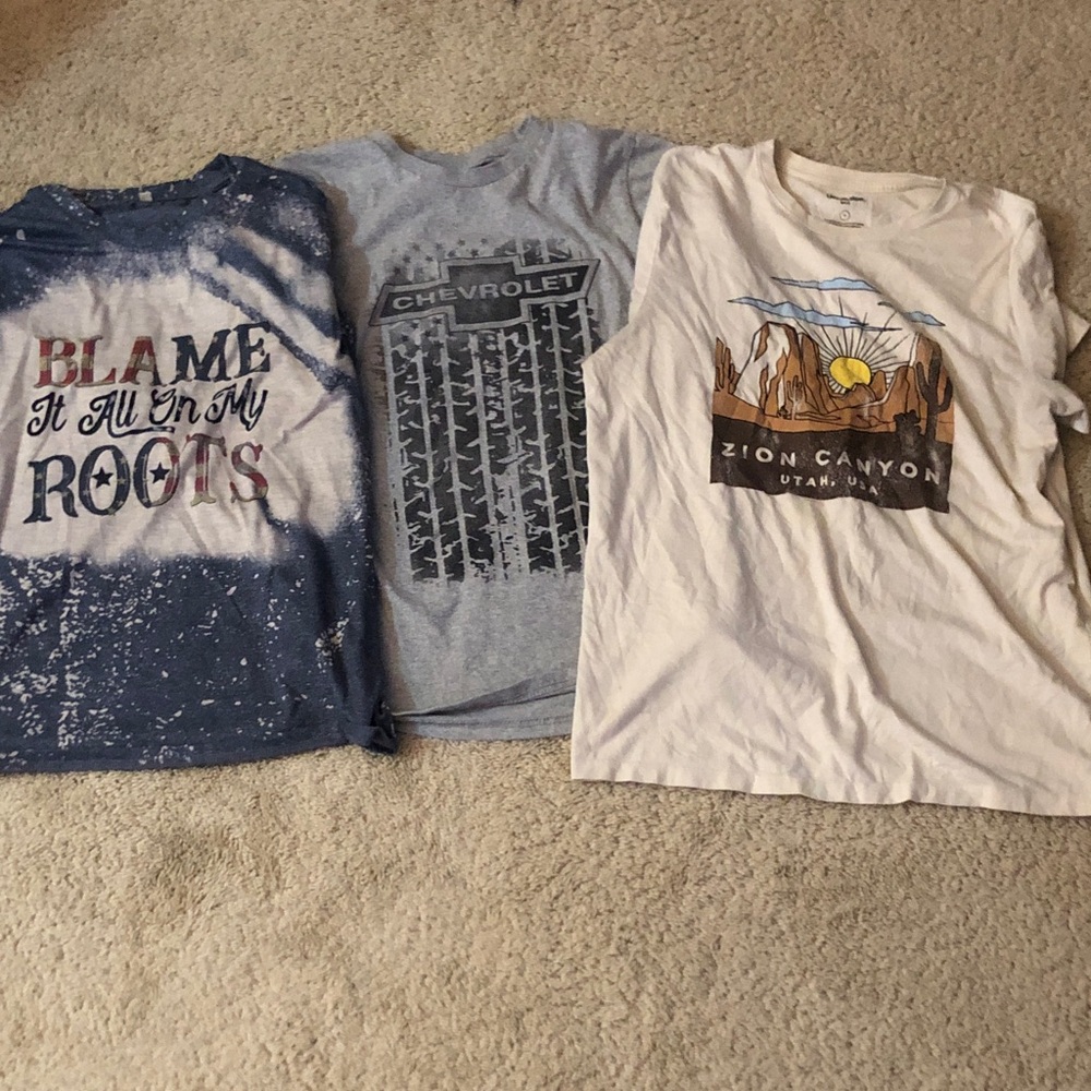 Women’s t-shirts